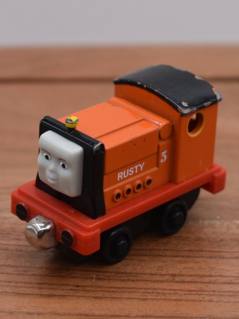 Rusty 5 Orange Thomas & Friends Tank Train Engine Engine Diecast Take Play 2004